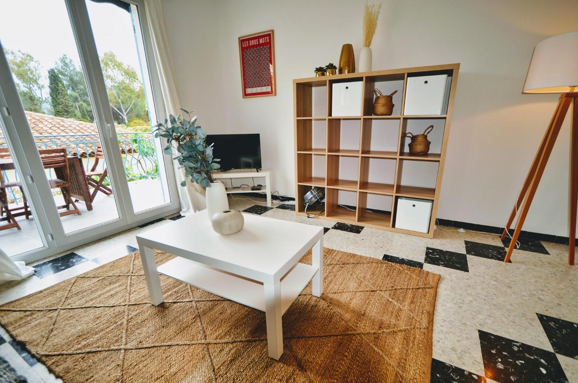 Beaux Appartements 3 Pieces Avec Espaces Exterieurs Et Parking - Proche Plage Hyères Zewnętrze zdjęcie