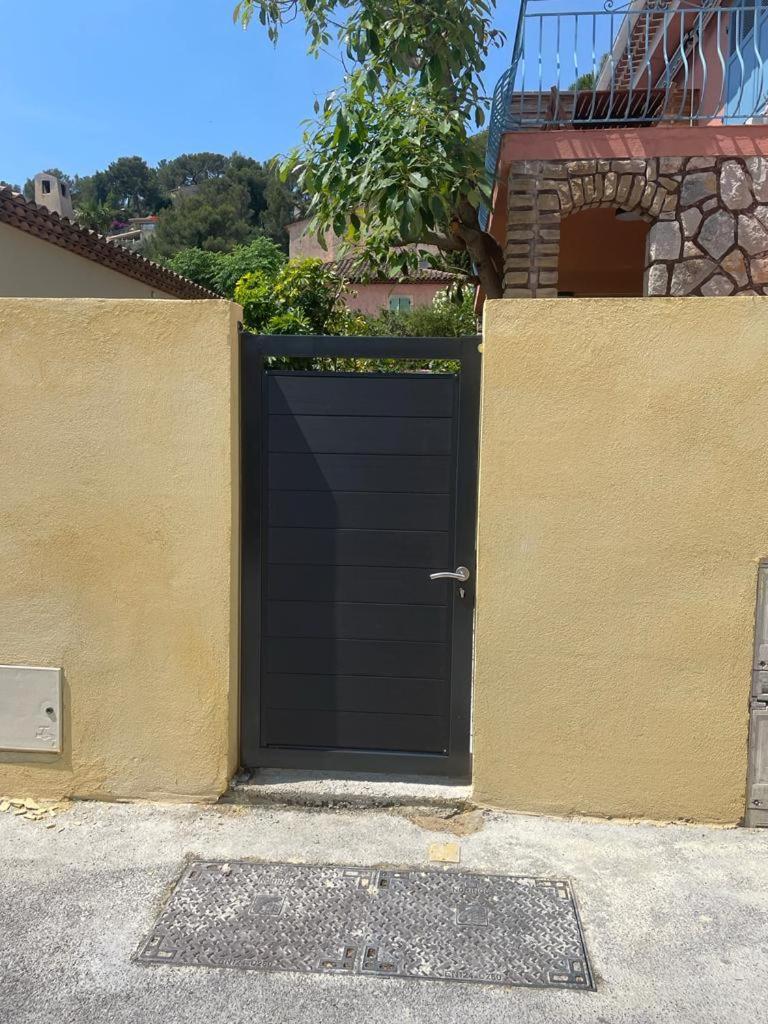 Beaux Appartements 3 Pieces Avec Espaces Exterieurs Et Parking - Proche Plage Hyères Zewnętrze zdjęcie
